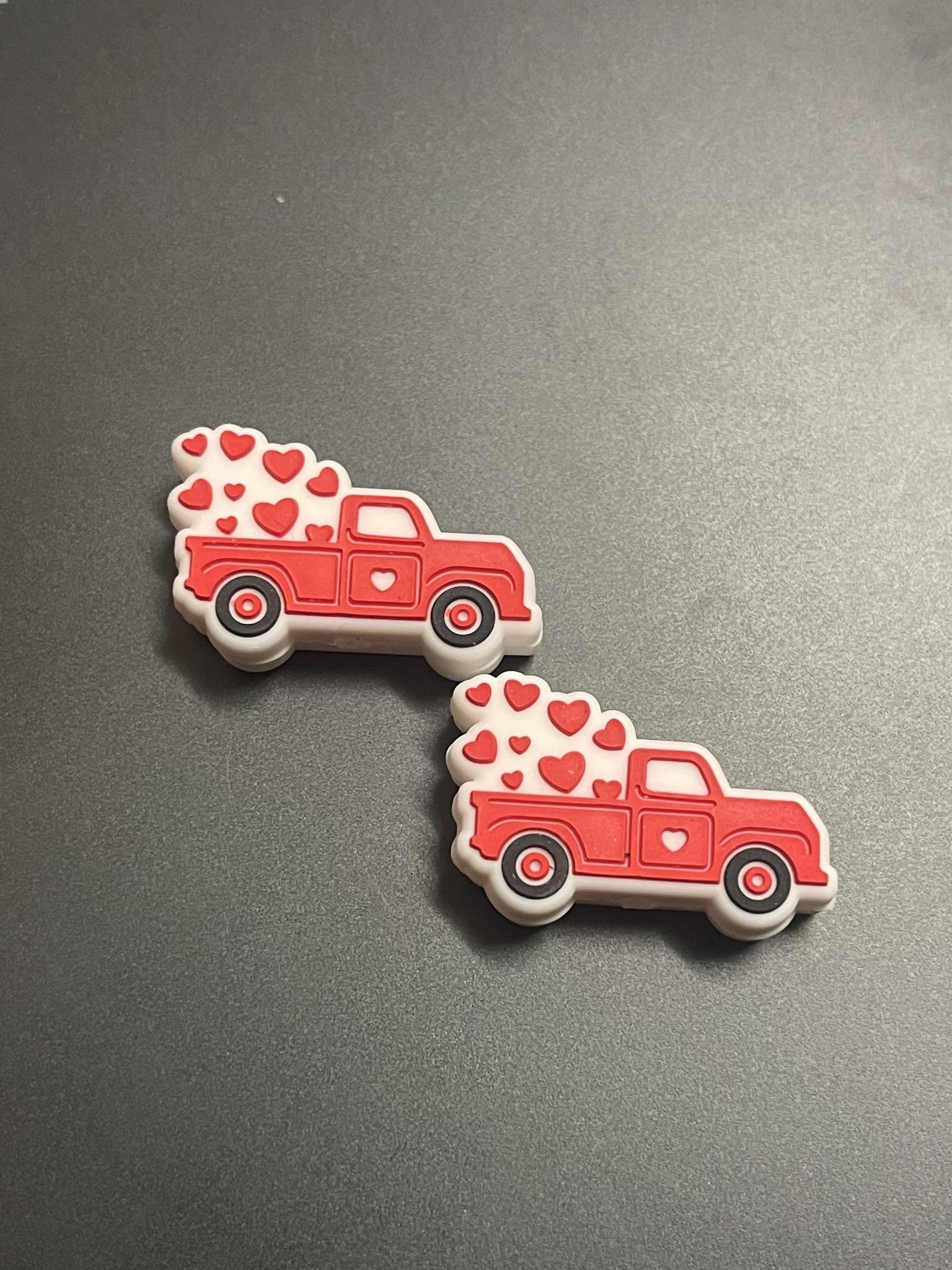 Red truck and hearts silicone focal, for beadable items like pens