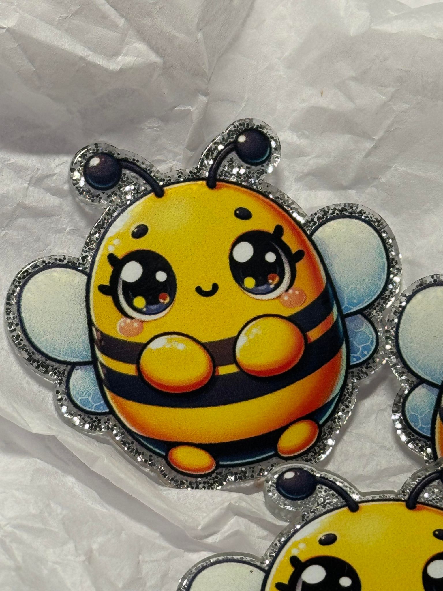 Bees, acrylic piece, for badges, pens, earrings etc