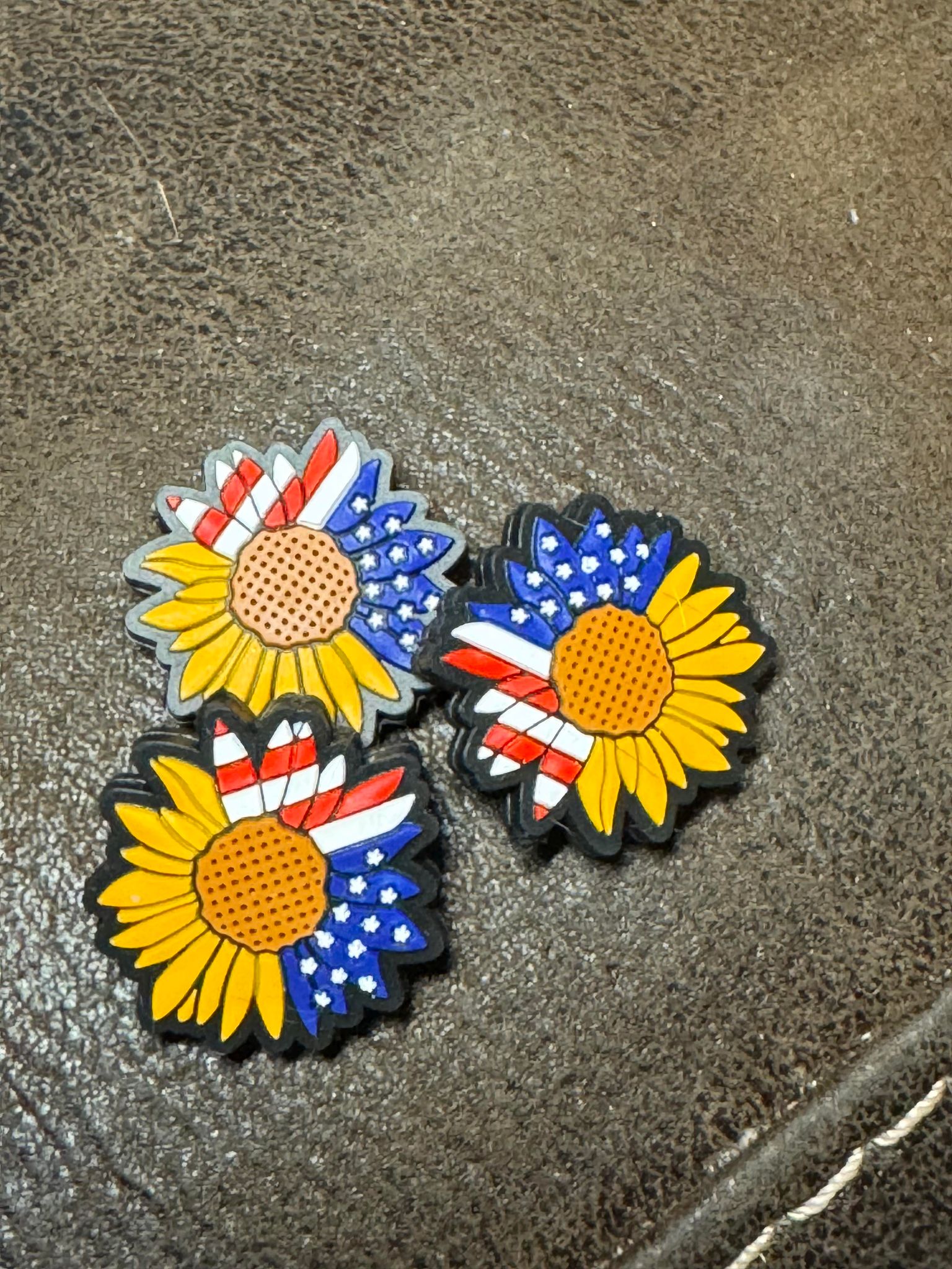 American sunflower silicone focal, for beadable items like pens