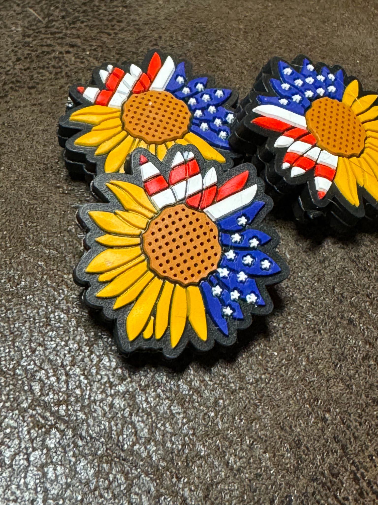 American sunflower silicone focal, for beadable items like pens