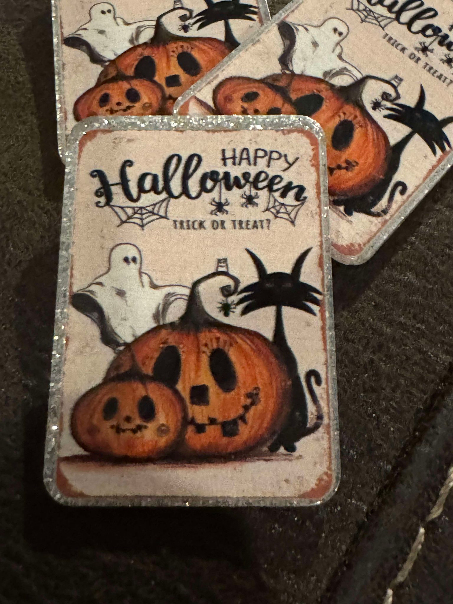 Happy Halloween pumpkin, acrylic piece, for badges, pens, earrings etc