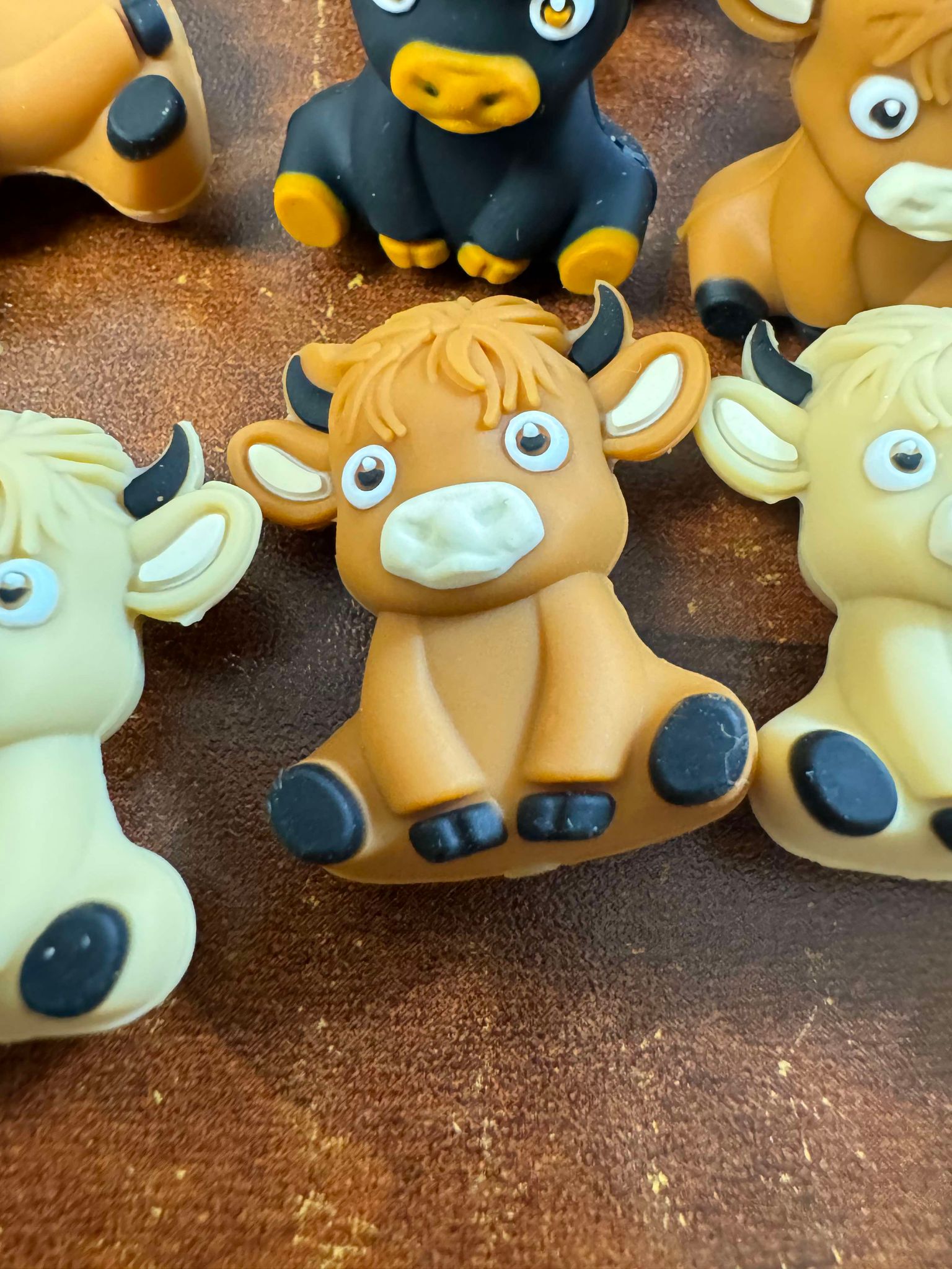 3D highland cow silicone focal, for beadable items like pens