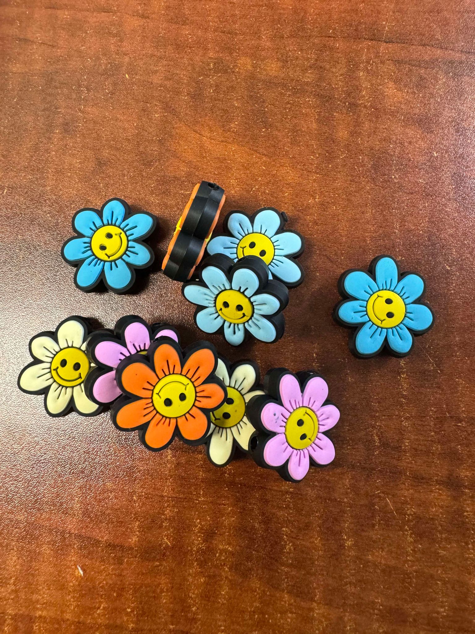 Happy flowers silicone focal, for beadable items like pens