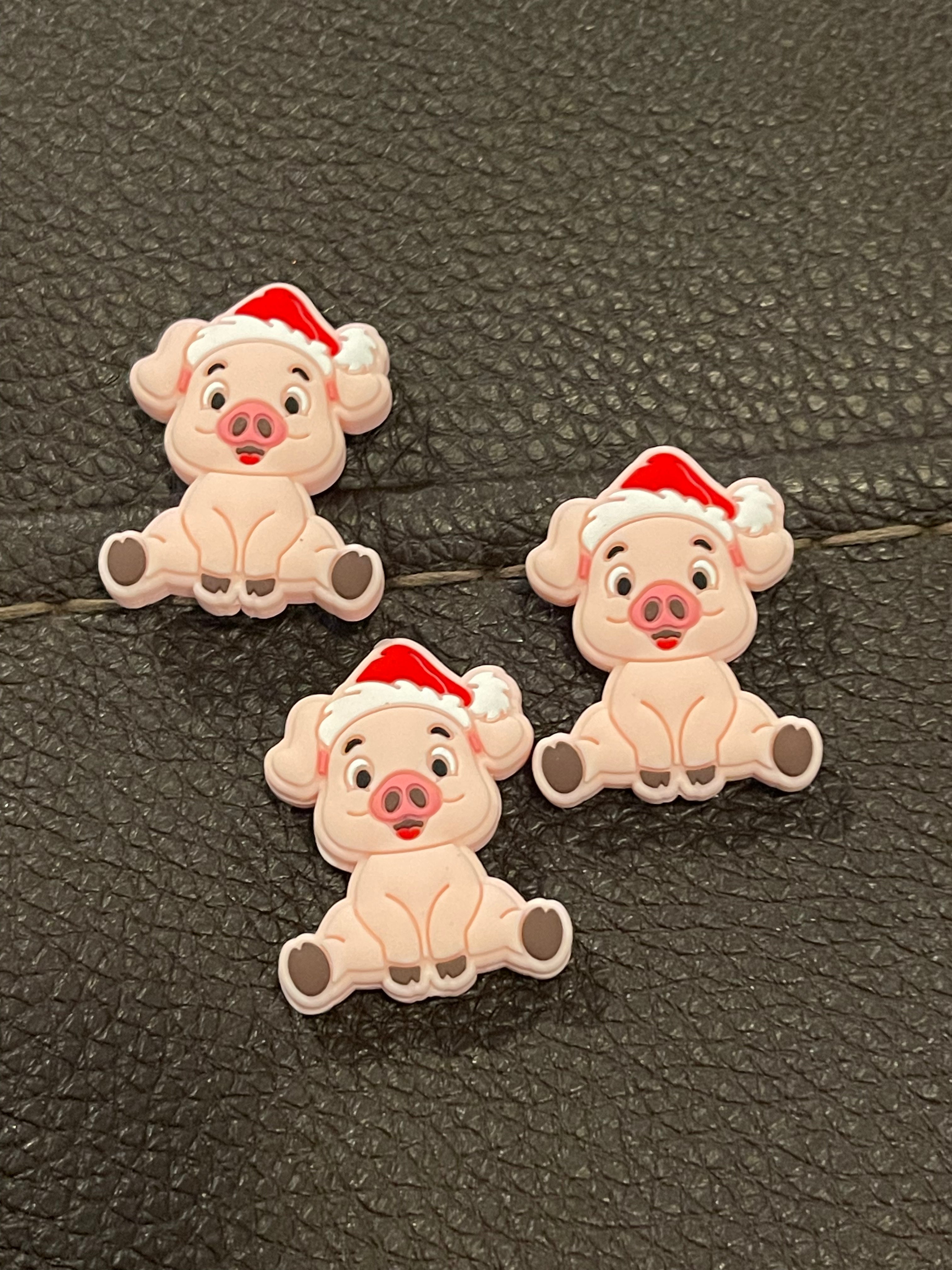 Christmas pig silicone focal, for beadable items like pens